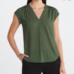 Lillian V neck blouse